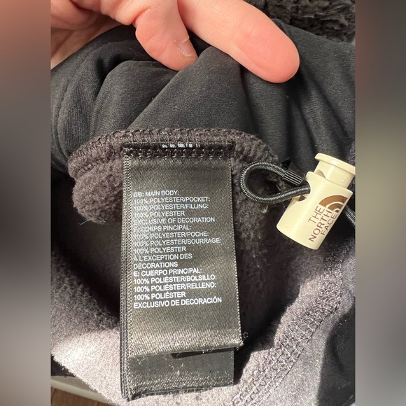 The North Face Women’s Cragmont Fleece Vest in TNF Black Size XS New - Picture 8 of 11